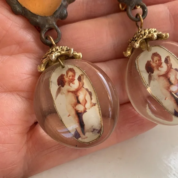 Vintage Lucite 80’s Angel Earrings long big chunky artisan clip on lightweight - Picture 4 of 11